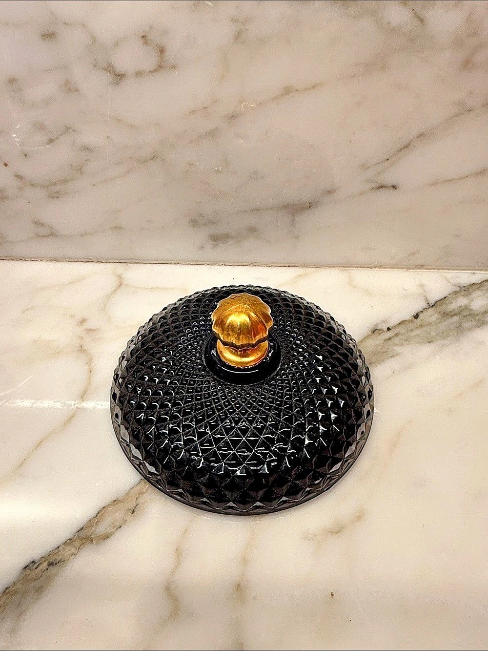COTE NOIRE -  Black Textured Decorative Candle Lid